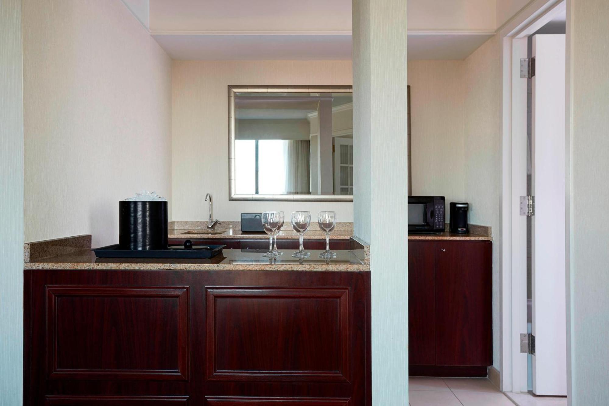 Washington Dulles Marriott Suites Herndon Luaran gambar